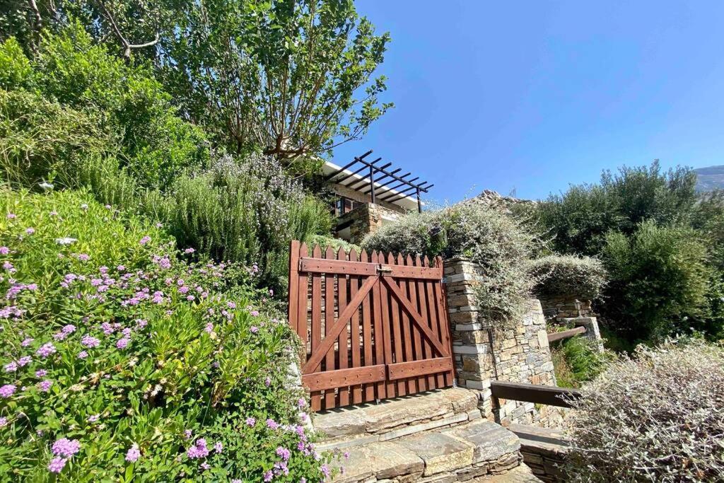 The Old Stone Cottage Каристос Экстерьер фото